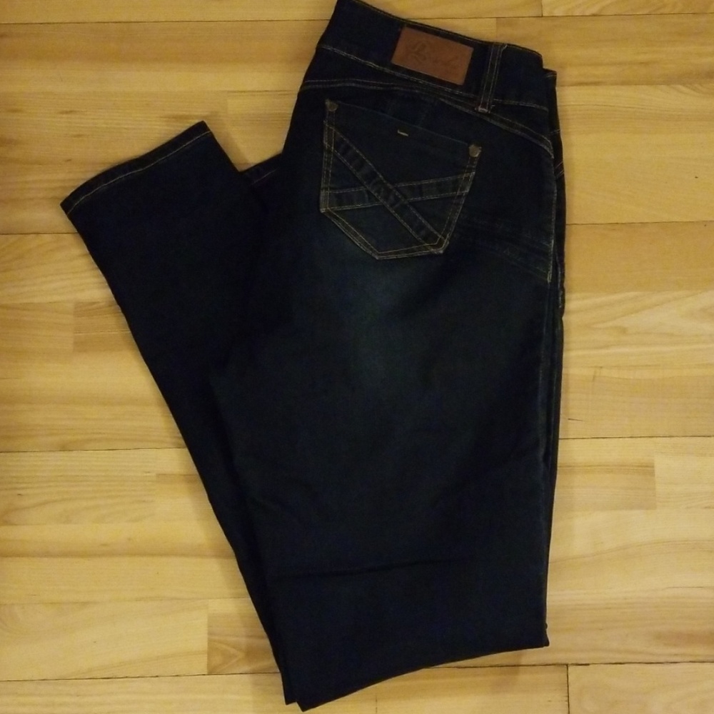 Burbu Jeans